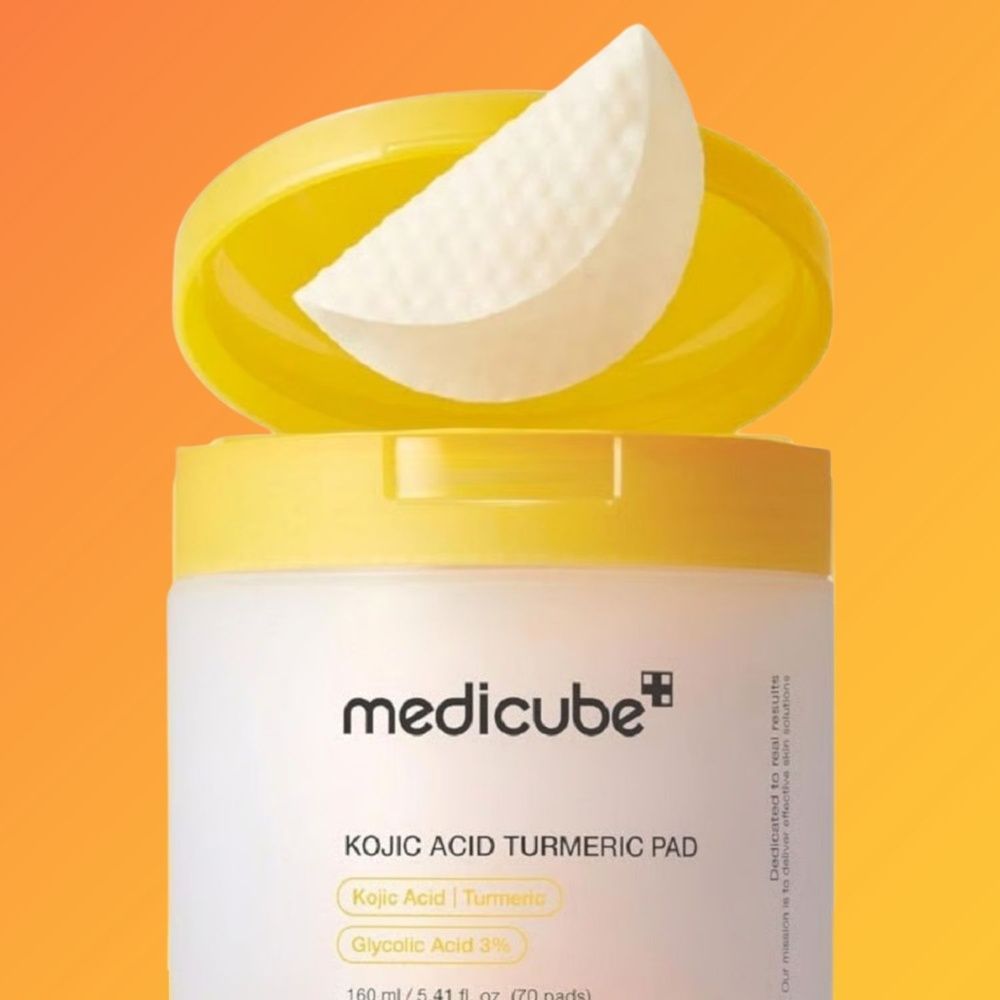 Освітлювальні педи з койєвою кислотою та куркумою Medicube Kojic Acid Turmeric Pad 70pcs фото
