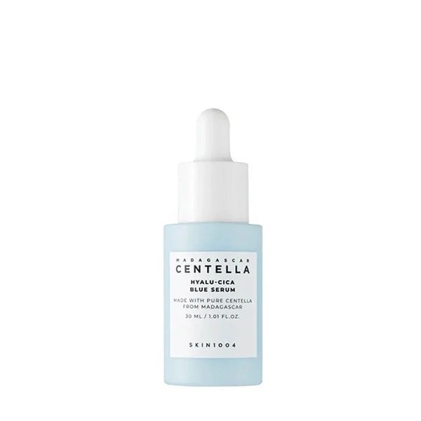 Сыворотка с центеллой и гиалуроновой кислотой SKIN1004 Madagascar Centella Hyalu-Cica Blue Serum, 30 мл  фото